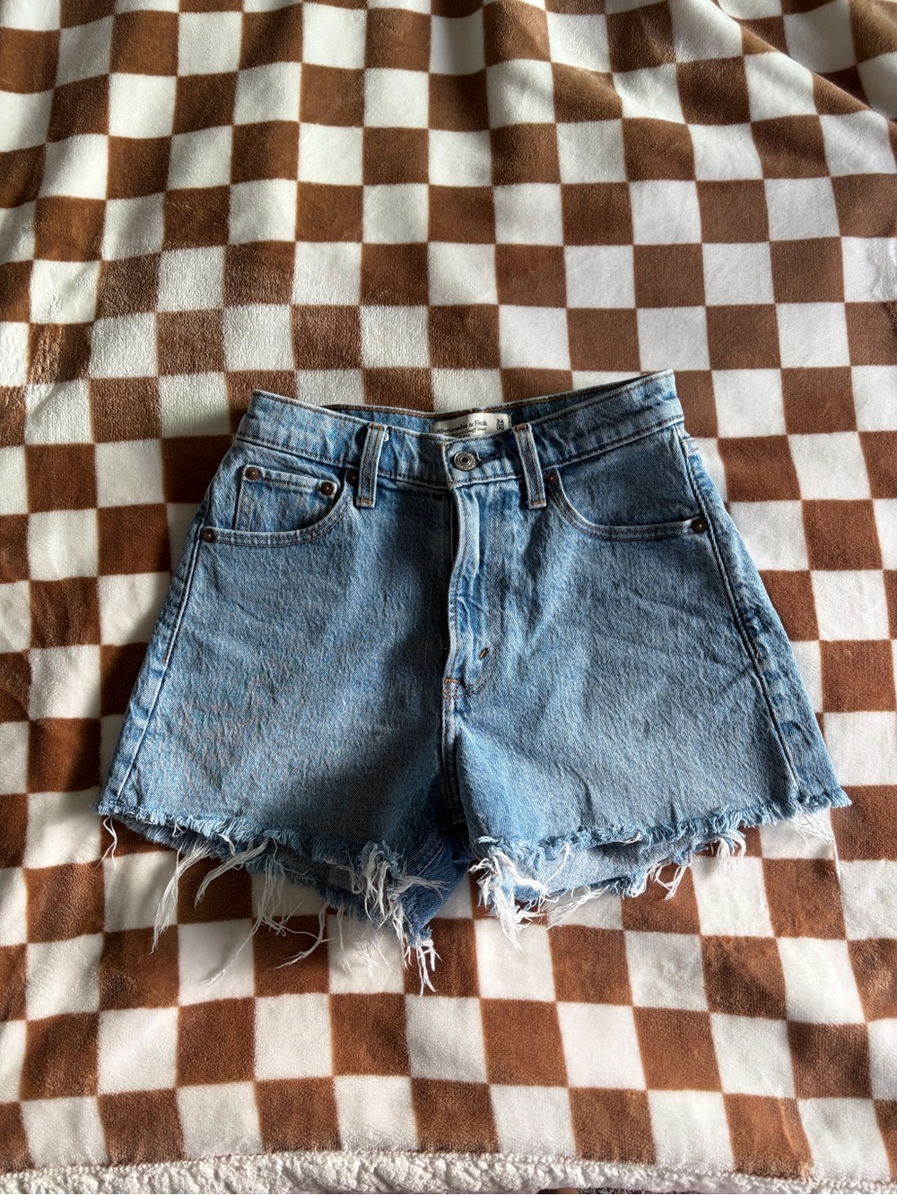 Abercrombie and Fitch 90s Relaxed Cut Off Shorts